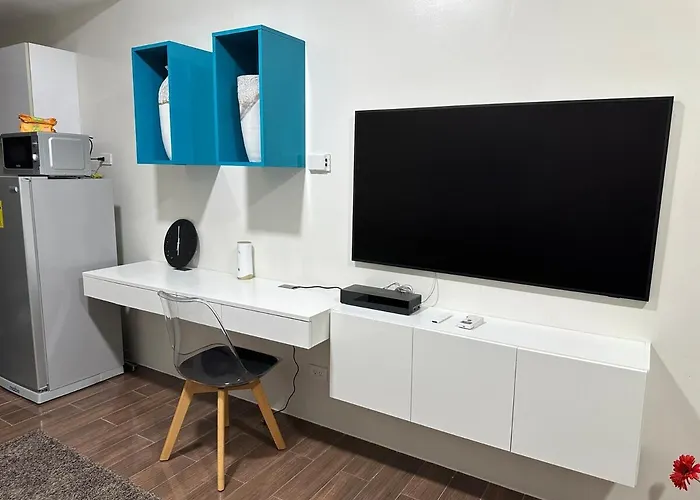 Apartment At Air Residences Condo, Ayala Ave Makati